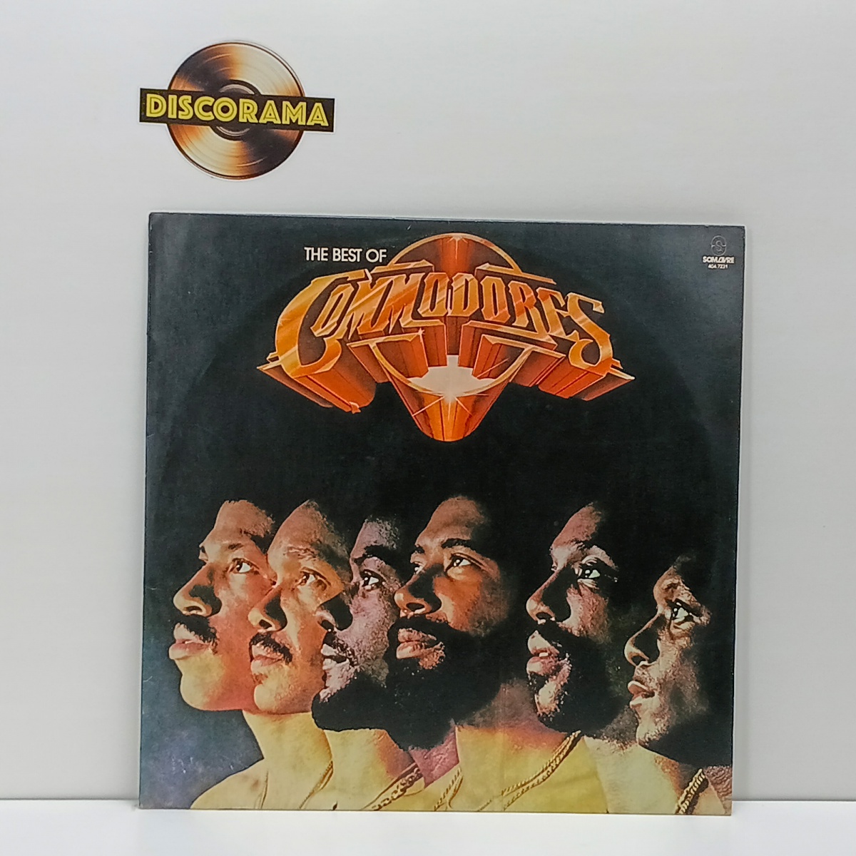 COMMODORES  -  THE BEST OF  -  ASPECTO DO DISCO: EXCELENTE  /  ASPECTO DA CAPA: EXCELENTE  -  1985  -  LP DISCO DE VINIL (Verifique com atenção as imagens deste lote e entre em contato conosco até um dia útil antes do ...