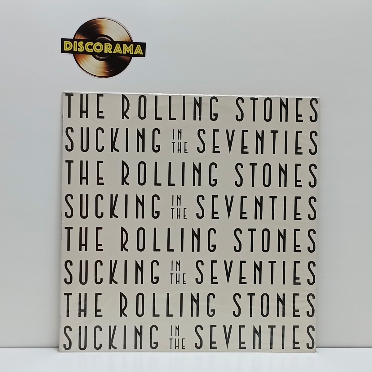 ROLLING STONES, THE  -  SUCKING IN THE SEVENTIES`  -  ASPECTO DO DISCO: EXCELENTE  /  ASPECTO DA CAPA: EXCELENTE  -  1981  -  LP DISCO DE VINIL (Verifique com atenção as imagens deste lote e entre em contato conosco até ...
