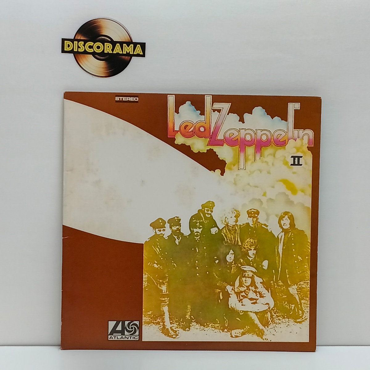 LED ZEPPELIN  -  LED ZEPPELIN 2   -  CAPA GATEFOLD  -  ASPECTO DO DISCO: VG+/EXCELENTE  /  ASPECTO DA CAPA: VG+/EXCELENTE  -  1977  -  LP DISCO DE VINIL (Verifique com atenção as imagens deste lote e entre em contato ...