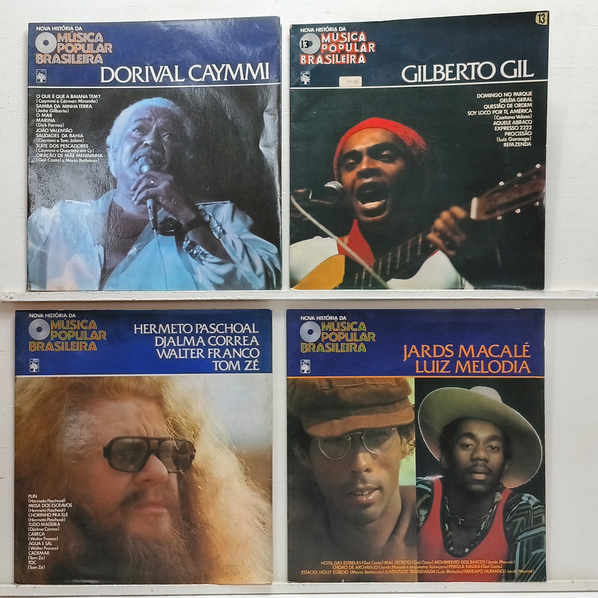 LOTE COM 4 LPS DE NOVA HISTÓRIA DA MÚSICA POPULAR BRASILEIRA - GILBERTO GIL, JARDS MACALÉ, HERMETO PASCOAL E DORIVAL CAYMMI  -  LPS DISCOS DE VINIL (Verifique com atenção as imagens deste lote e entre em contato conosco ...