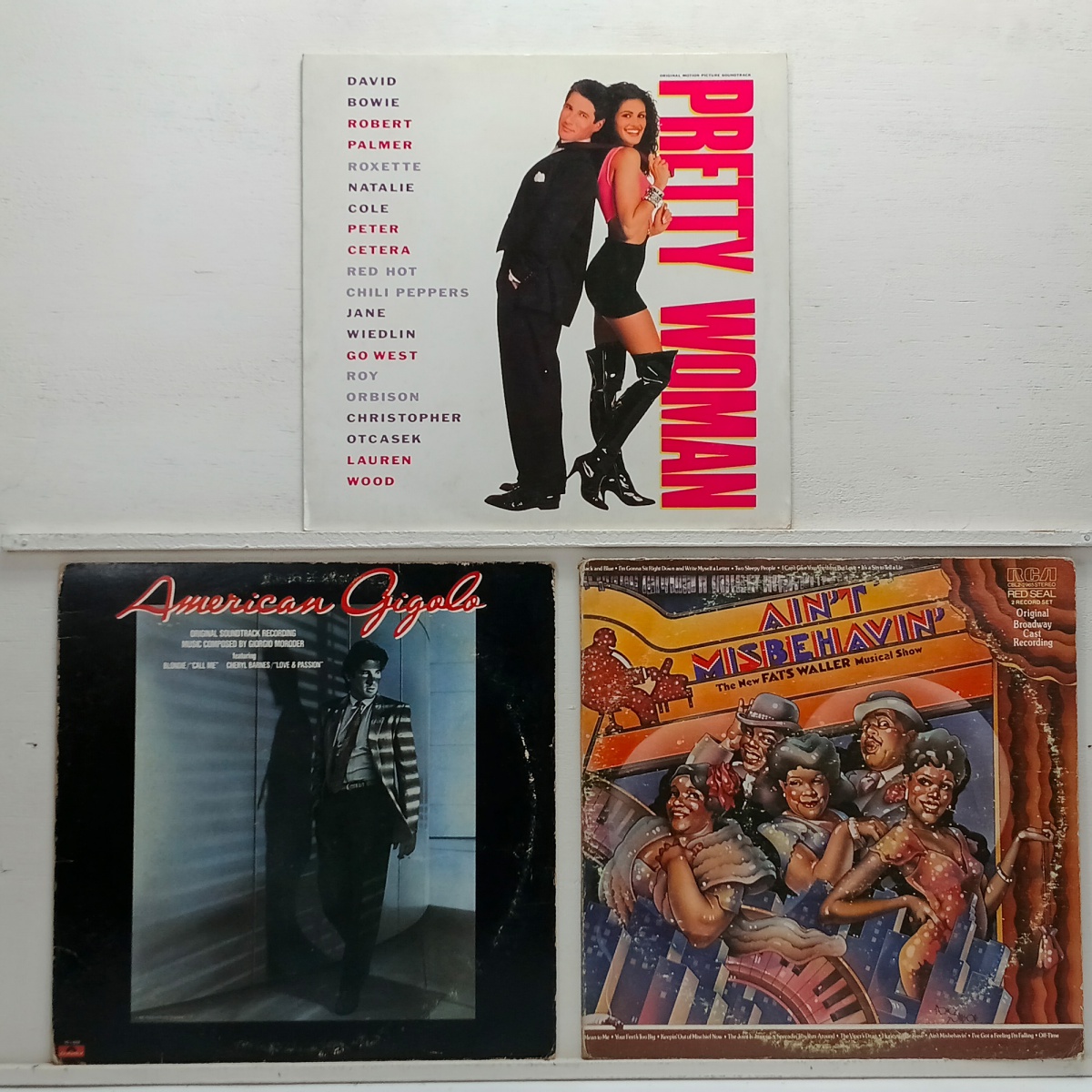 LOTE COM 3 LPS DE TRILHA SONORA DOS FILMES AMERICAN JIGOLO, PRETTY WOMAN E AINT` MISBEHAVING  -  LPS DISCOS DE VINIL (Verifique com atenção as imagens deste lote e entre em contato conosco até um dia útil antes do ...