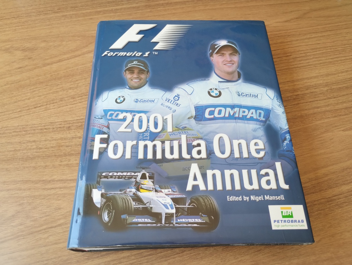 Lote composto por MAGNÍFICO livro "F1 Formula 1 2001",no formato capa dura, tamanho grande 24x30 escrito por Nigel mansell no idioma Inglês 672 páginas. Se necessário solicitar mais fotos, vídeos ou perguntas ...