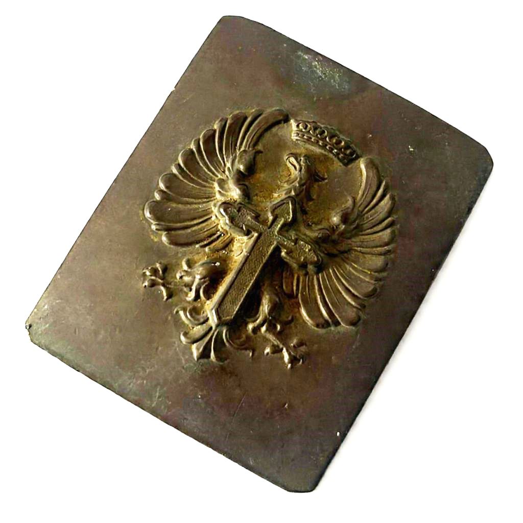 MILITARIA- Antiga fivela de cinto militar Europeu do Exército de Terra Espanhol, século XIX, maior comprimento:7cm x 5,5cm.