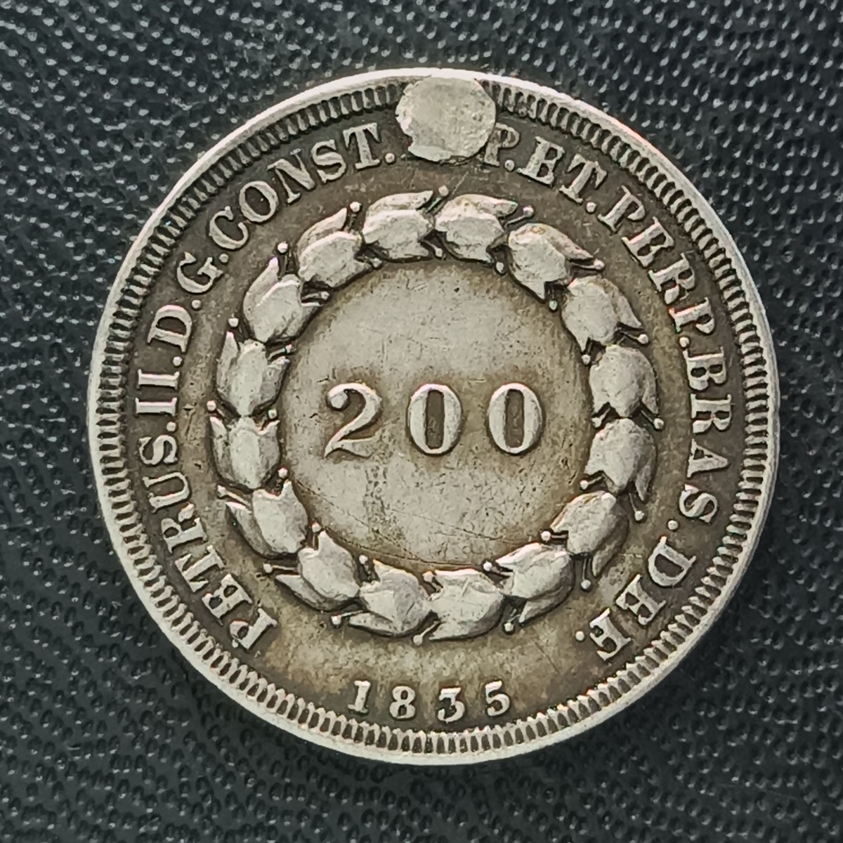 BRASIL - 200 RÉIS 1835 - SÉRIE CRUZADOS - P529  - FURO TAPADO - PRATA