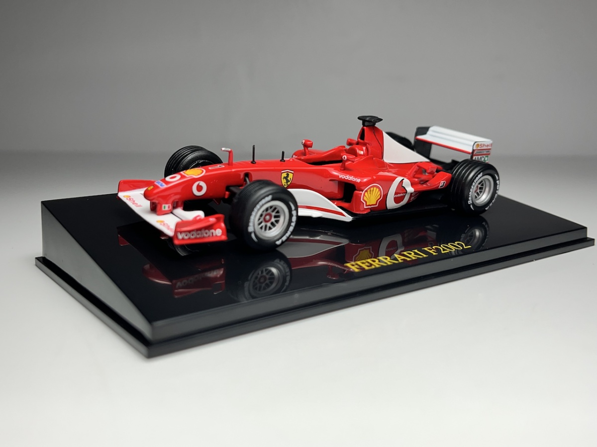 現品限り！BBR　Ferrari F2002 1/43スケールミニカー 赤 Ferrari F2002 Vermelho e Branco #1 - Ixo Escala 1/43 mi
