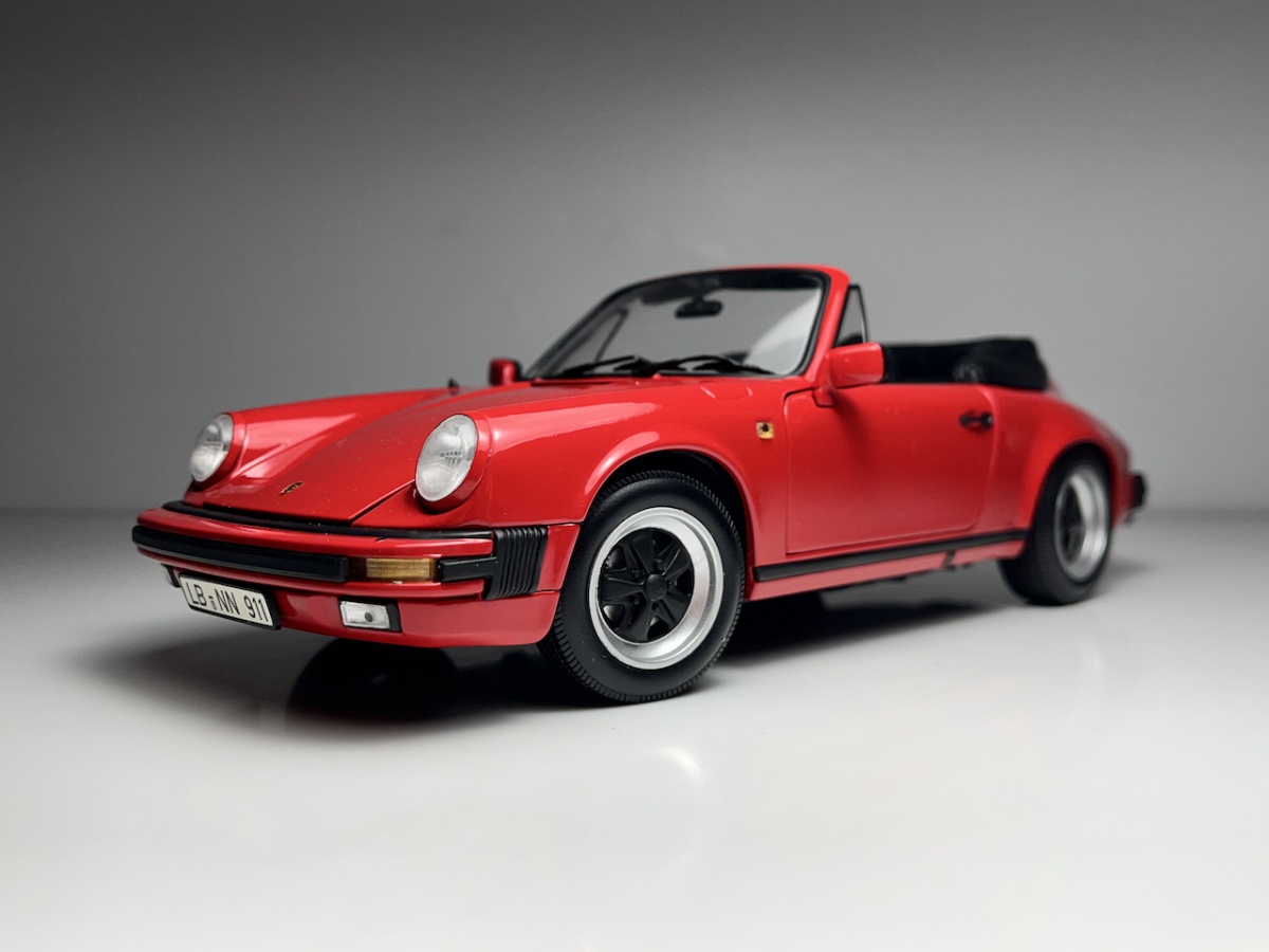 ミニカー MINICHAMPS Porsche911CarreraGTSCabriolet 1983 Porsche 911 Carrera Cabriolet Vermelho - Minichamp