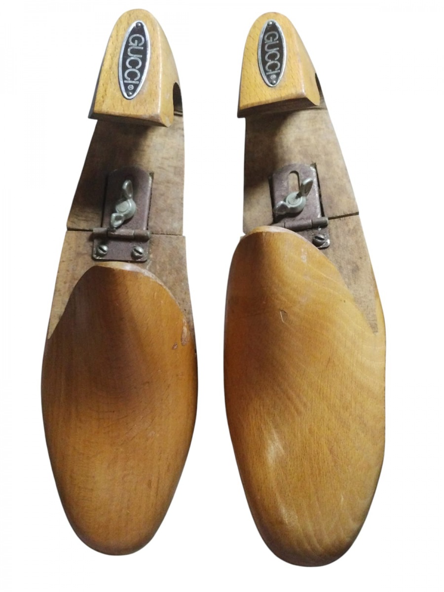 FORMAS PARA SAPATOS GUCCI, MEDINDO 27X9CM.