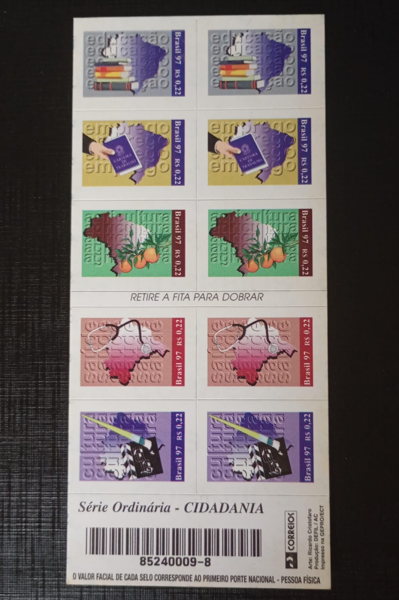 Brasil 1.997 - Cidadania - RHM 744/48 (soma 18 UF's) - Caderneta completa Nova (N).