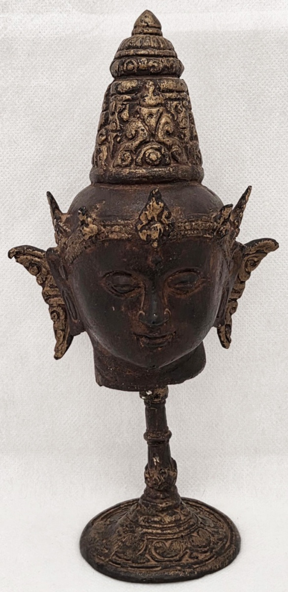BUDA - escultura em bronze com coroa, estilo sudeste asiático, suporte e  pé circular trabalhado 28 cm