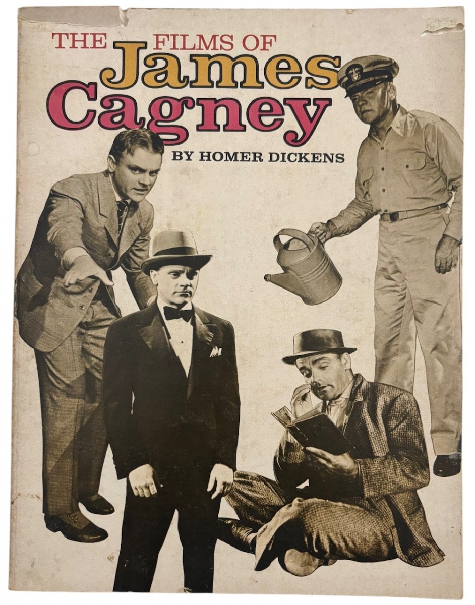 JAMES CAGNEY - THE FILMS OF - Obra de referência dedicada à filmografia completa de James Cagney, escrita por Homer Dickens. Edição de 1972, publicada pela Citadel Press. Exemplar ilustrado com fotos de filmes, críticas ...