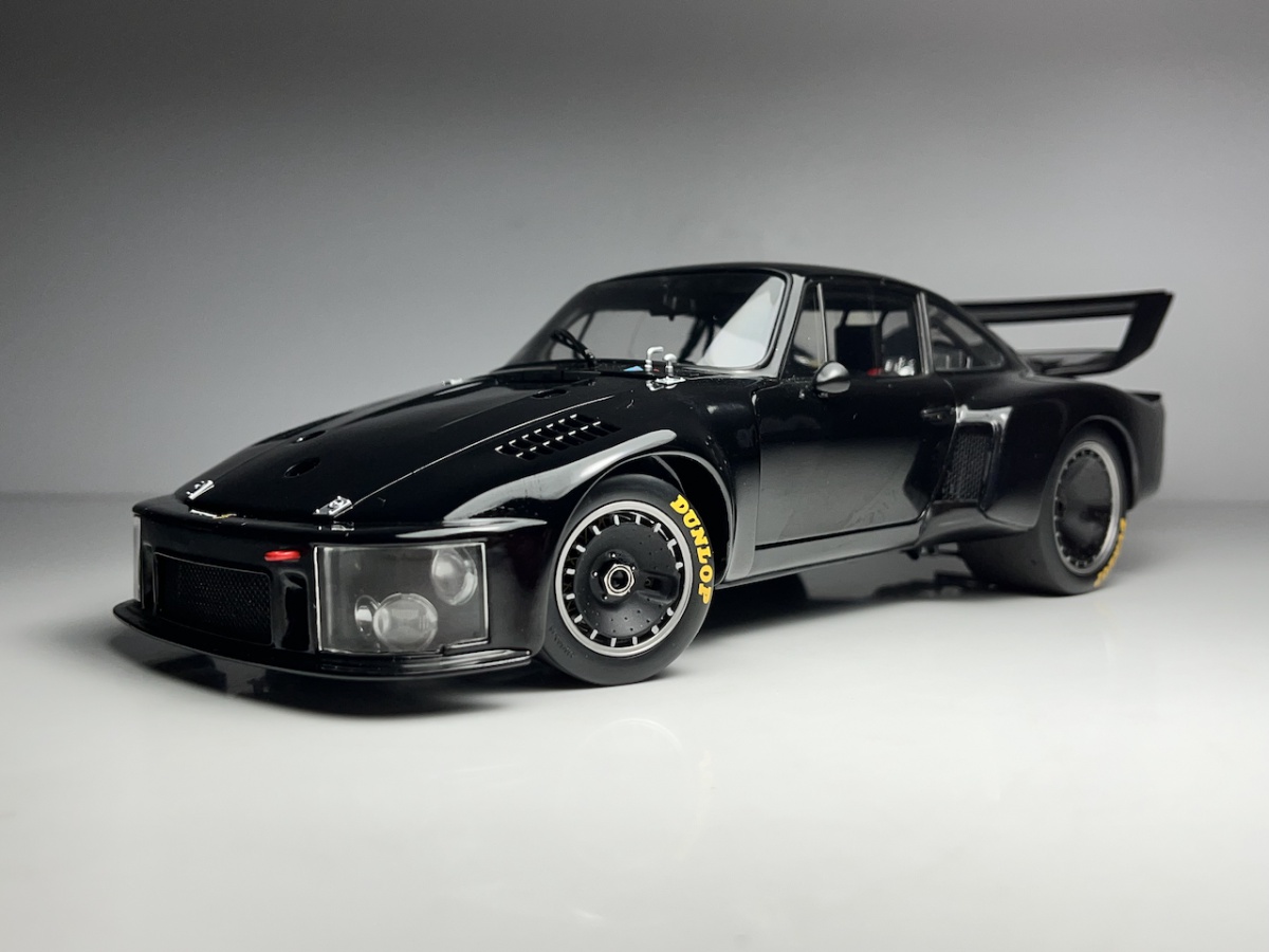 未開封 exoto 1/18 PORSCHE 935 Turbo #40 1976 Porsche 935 Turbo Preto - Exoto Escala 1/18 miniat