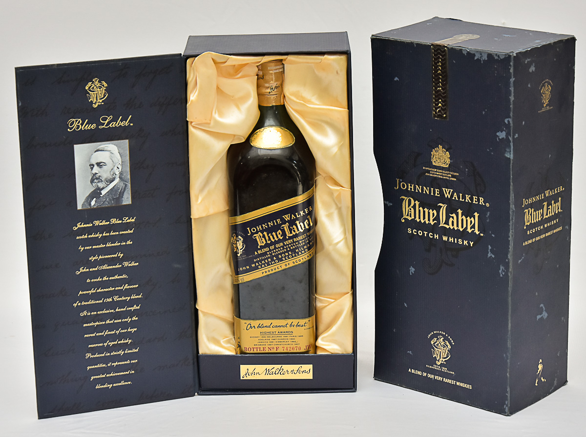 BEBIDA - Johnnie Walker Blue Label - 21 Anos - 1 Litro