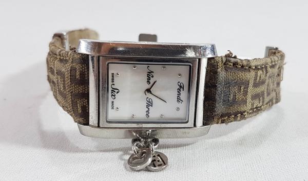 FENDI - original- Relógio feminino com caixa em aço, fu