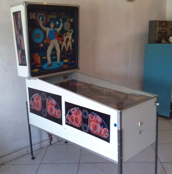 Máquina de Pinball: História e Decoração