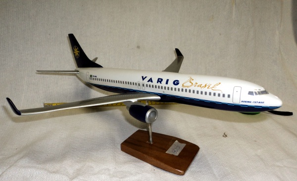 737-300 BRA 19 CM - Maquete de Avião