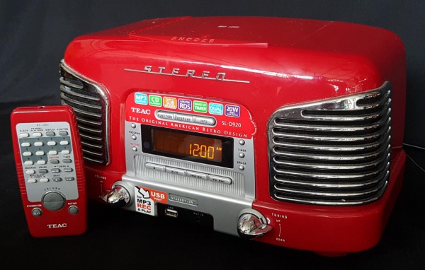 Sistema de Áudio / Radio / Som - Retrô Micro System - TEAC - SL