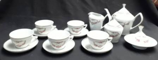 Conjunto De Chá E Café Porcelana Pozzani Antigo