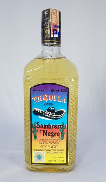 Tequila Sombrero Negro 750 cc