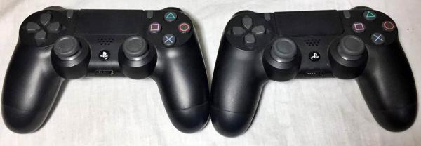 PLAYSTATION: PS4 com dois controles, dois jogos é funci