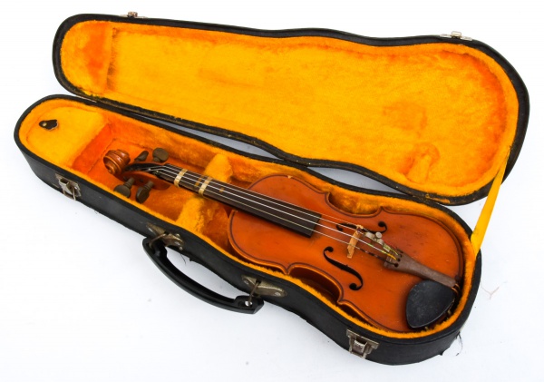 Cremona バイオリン Fecit Anno Domini 19 82 Cremona バイオリン Fecit Anno Domini 19 82 CREMONA Fecit Anno