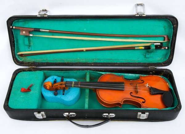 Cremona バイオリン Fecit Anno Domini 19 82 Cremona バイオリン Fecit Anno Domini 19 82 vintage violin