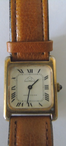 relógio mondaine antigo