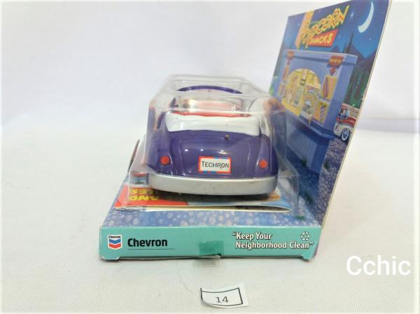 Carrinho de coleção Hank Hot Rod Chevron Cars, na caixa original