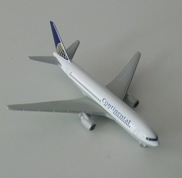 Miniatura Boeing 747 200, Baci Alitalia, Escala 1:500.