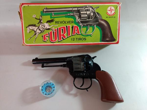 BRINQUEDO ANTIGO - PISTOLA DE ESPOLETA FABRICADA NA ALE