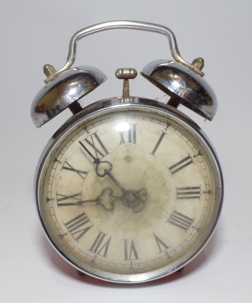 despertador antigo preço