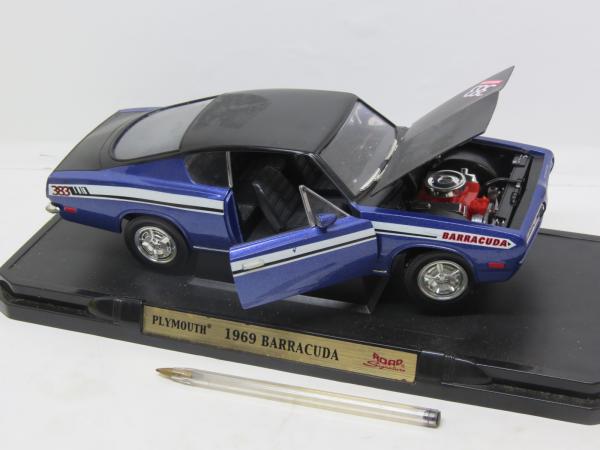 Miniatura 1969 Plymouth Barracuda 1/18 - Road Signatur Miniatura 1969 Plymouth Barracuda 1/18 - Road Signatur