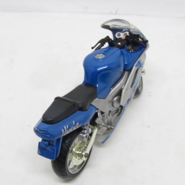 Miniatura mto Kawasaki Ninja ZX-9R azul - Em plástico,