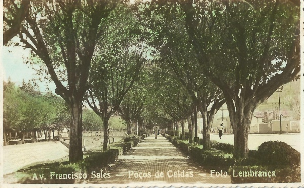 Cartão Postal Poços de Caldas, MG. Fonte Luminosa, 1942