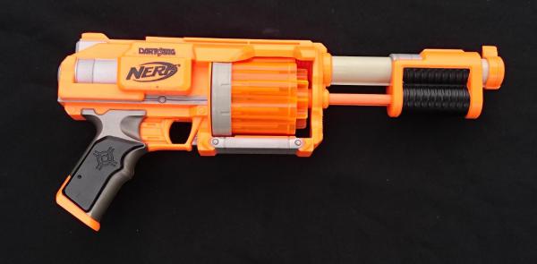 NERF - Grande arma de brinquedo . Funcionando. Med.: 43 X 16 cm . PREÇO NA