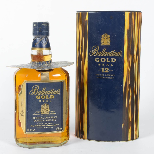Whisky BALLANTINES GOLD SEAL 12 anos. Na caixa. Lacrado
