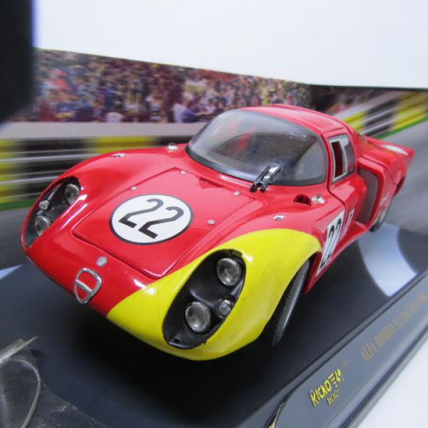Miniatura Alfa Romeo 33.2 Daytona 1968 - Escala 1/18 -