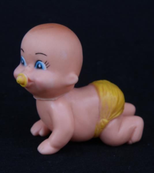 Antigo Brinquedo Boneco Bebe De Borracha Medida 8cm