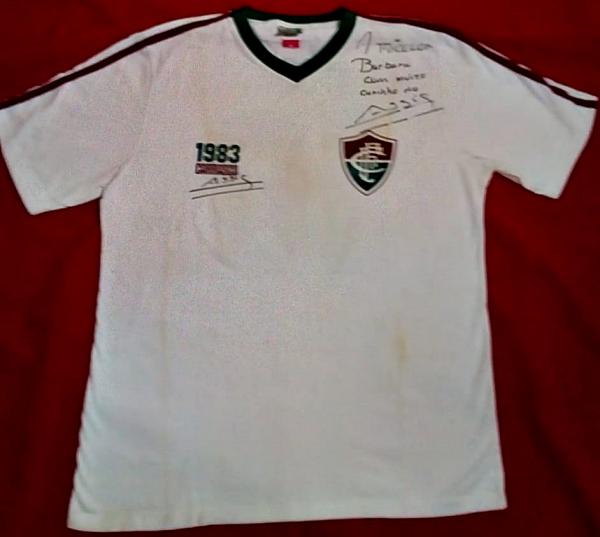 Camisa especial alusiva ao Mundial de 83 será autografada e