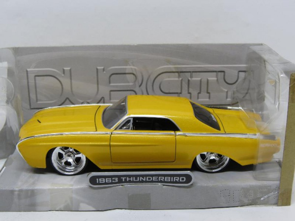 ミニカー JADA DUB CITY 1963 Cadillac OLDskool Jada Dub City