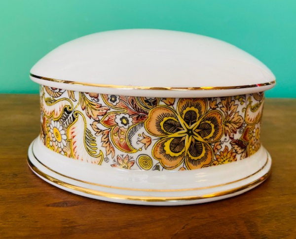 Pratos de Bolo em Porcelana Borda em Ouro e Floral 1960 - Persa