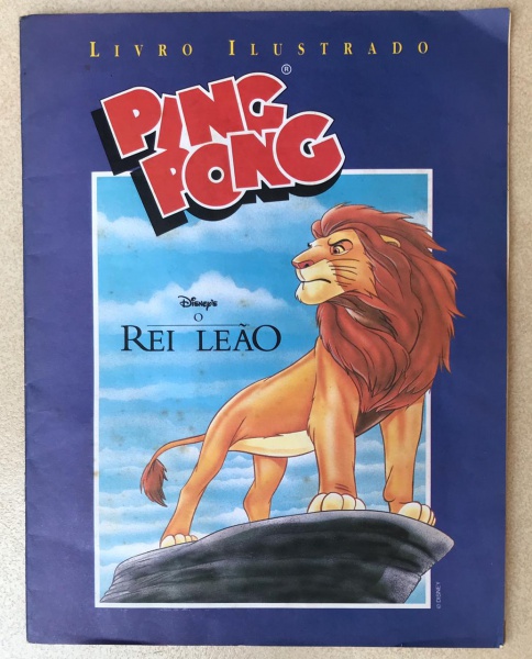 Uma versão antiga do Chiclete Ping Pong, a mais antiga era com listras  vermelhas e azul