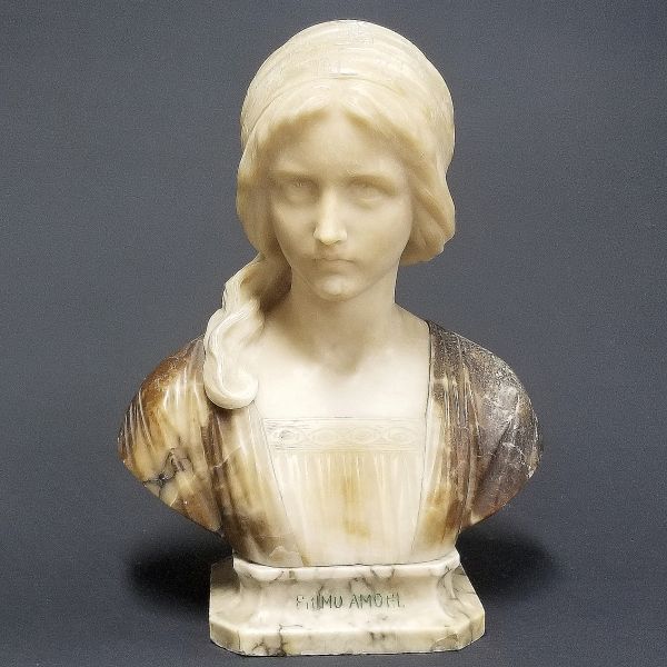 M*.様 Prof. Giuseppe E. Bessi Prof. Giuseppe Bessi (1857 –1922). Busto italiano de alabastro