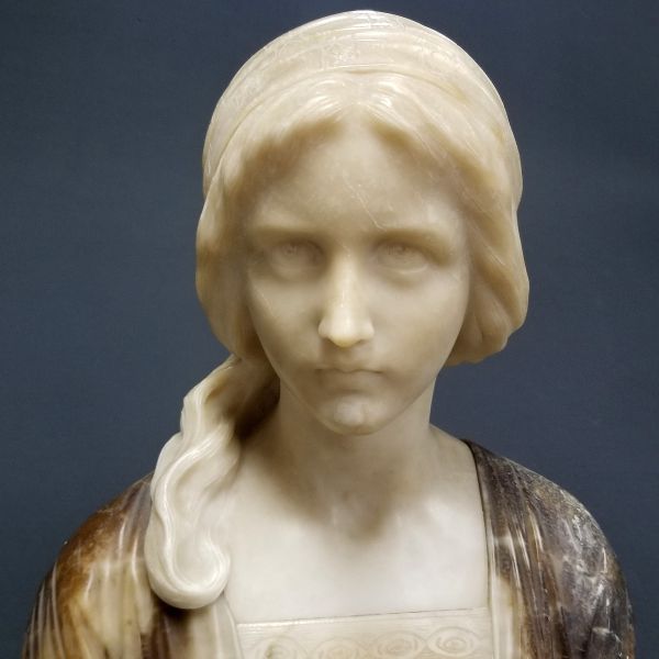 M*.様 Prof. Giuseppe E. Bessi Prof. Giuseppe Bessi (1857 –1922). Busto italiano de alabastro