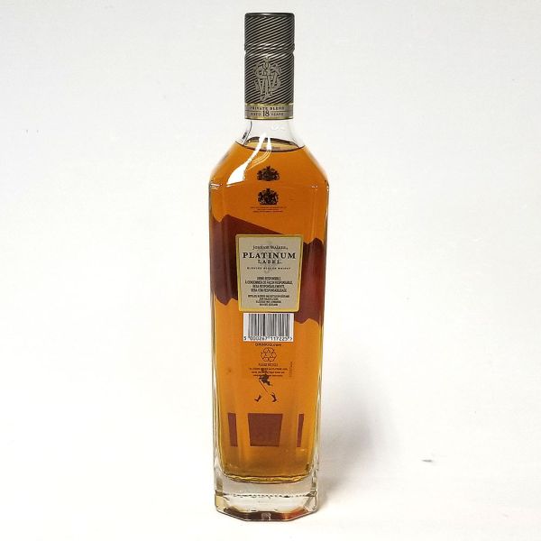 Whisky Johnnie Walker, Platinum Label, 18 anos, 750 ml. Garrafa em