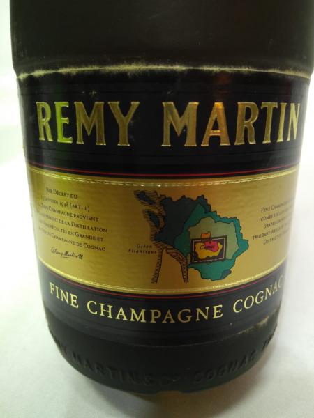 未開封品 REMY MARTIN Fine Champagne Cognac REMY MARTIN FINE CHAMPAGNE COGNAC , GARRAFA DE 700 ML