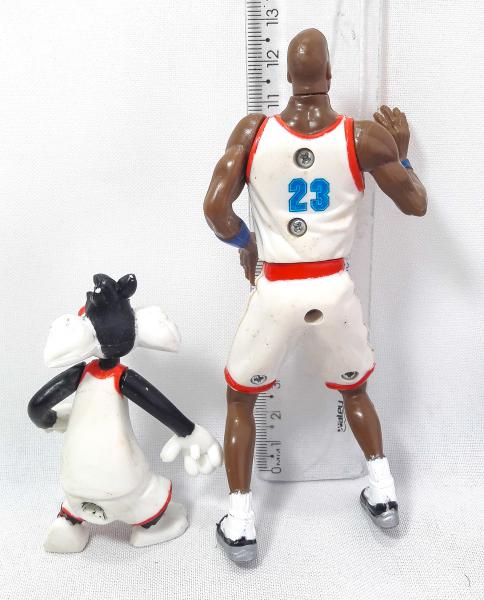 boneco michael jordan space jam