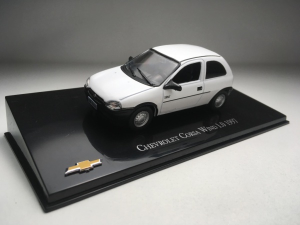 Miniatura Carro Blazer 2002 Borgonha Ed 116 Brazer Antiga - WebContinental