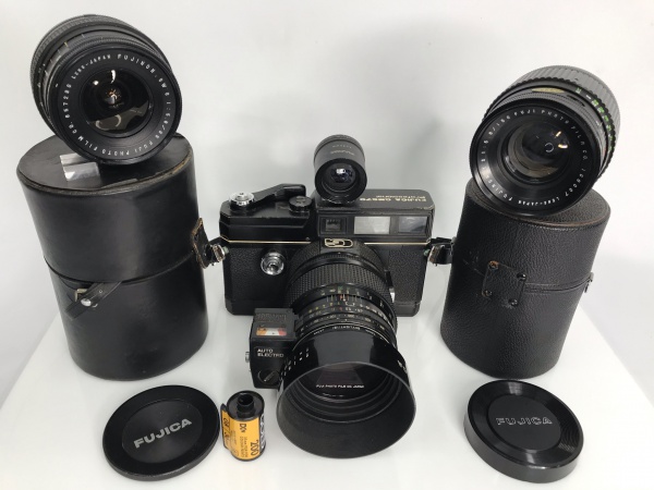 Grande Camera Fugica GM670 Professional lente Fujinon AE 1:35/100