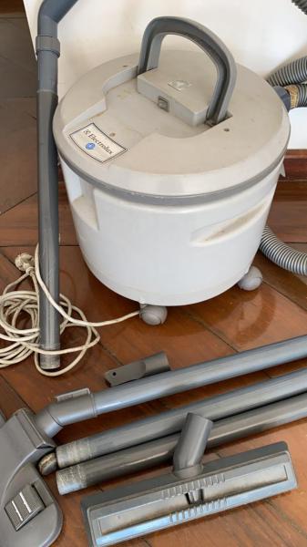 electrolux tornado