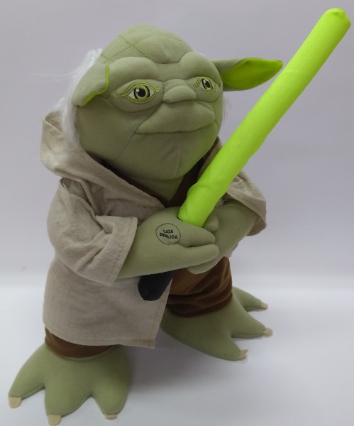 Pelucia Star Wars Mestre Yoda